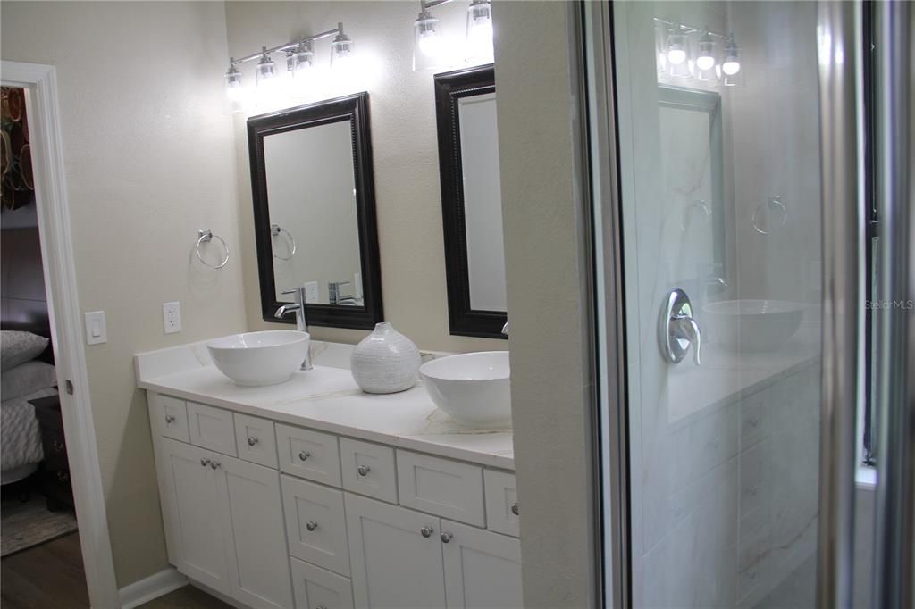 Active With Contract: $395,000 (4 beds, 2 baths, 1712 Square Feet)