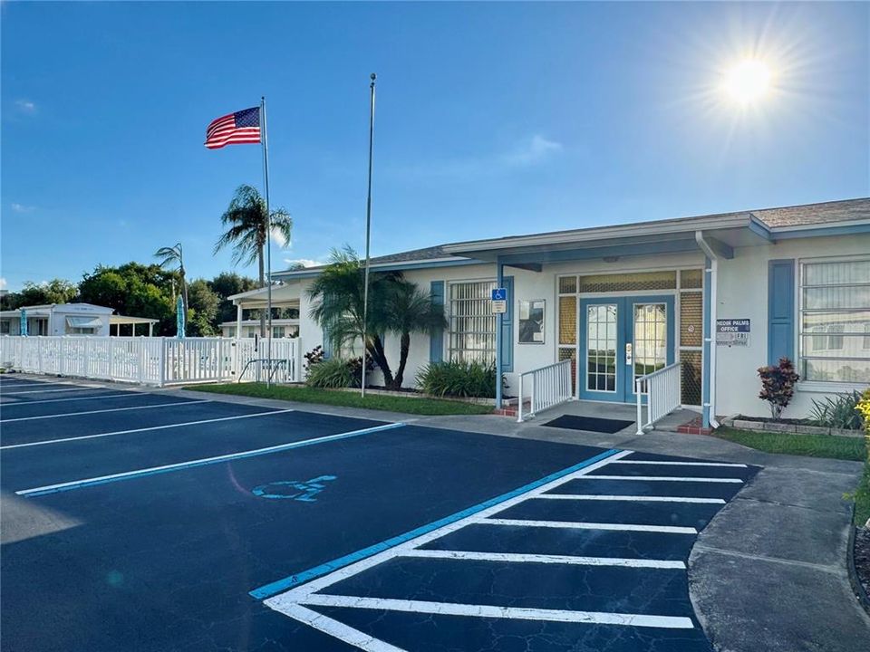 На продажу: $109,900 (1 спален, 1 ванн, 812 Квадратных фут)