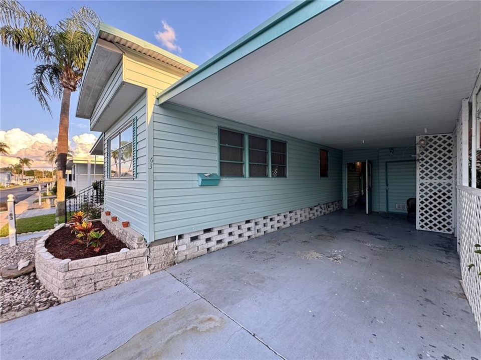 На продажу: $109,900 (1 спален, 1 ванн, 812 Квадратных фут)