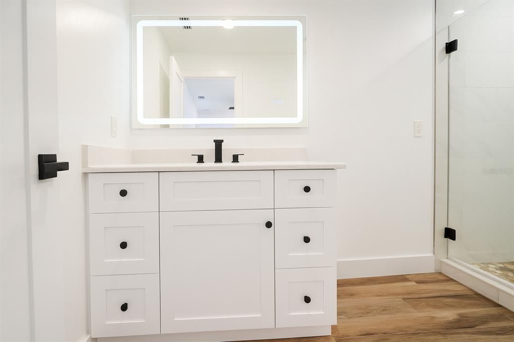 For Sale: $340,000 (3 beds, 3 baths, 1881 Square Feet)