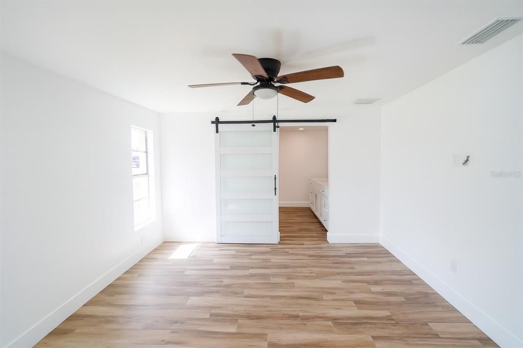 For Sale: $340,000 (3 beds, 3 baths, 1881 Square Feet)