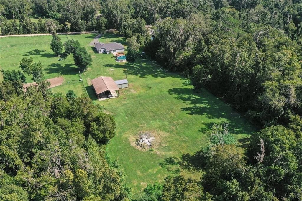 Под контрактом: $565,900 (4 спален, 3 ванн, 1882 Квадратных фут)