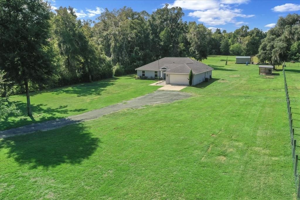 Под контрактом: $565,900 (4 спален, 3 ванн, 1882 Квадратных фут)