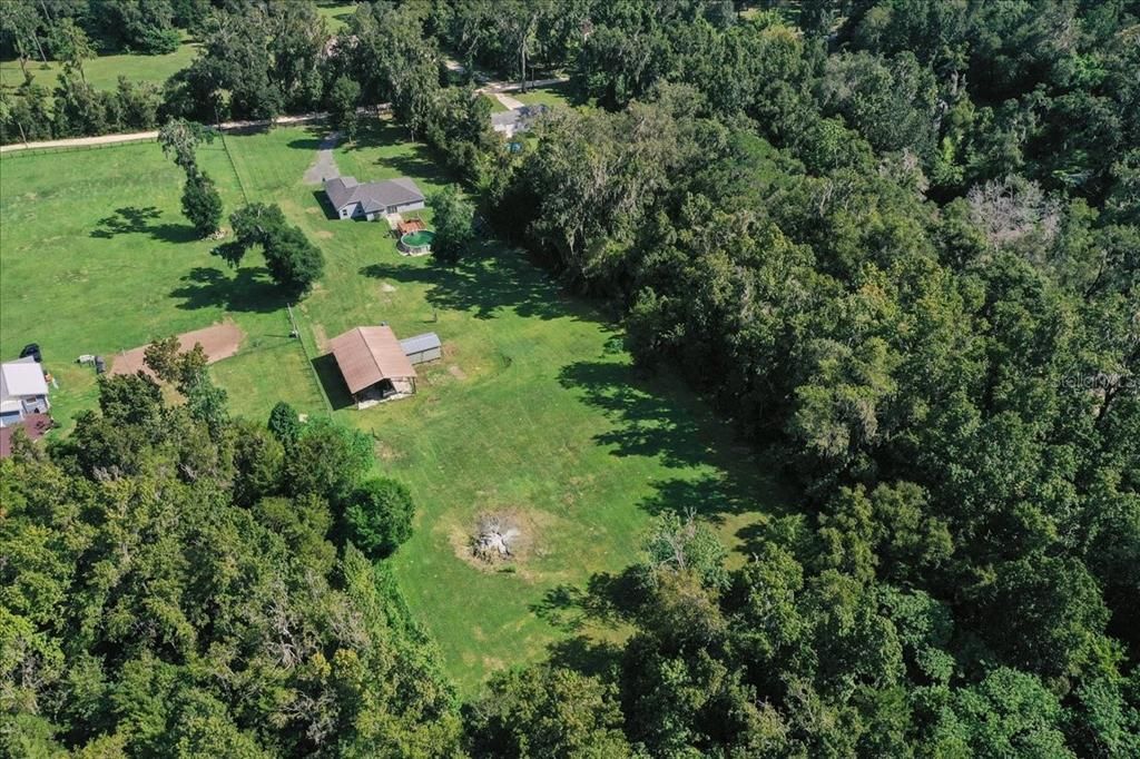 Под контрактом: $565,900 (4 спален, 3 ванн, 1882 Квадратных фут)