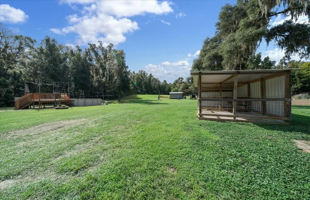 Под контрактом: $565,900 (4 спален, 3 ванн, 1882 Квадратных фут)