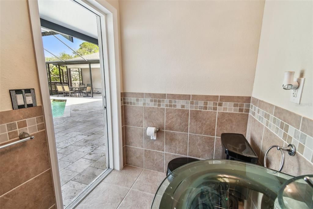 出租: $5,200 (4 贝兹, 5 浴室, 4440 平方英尺)