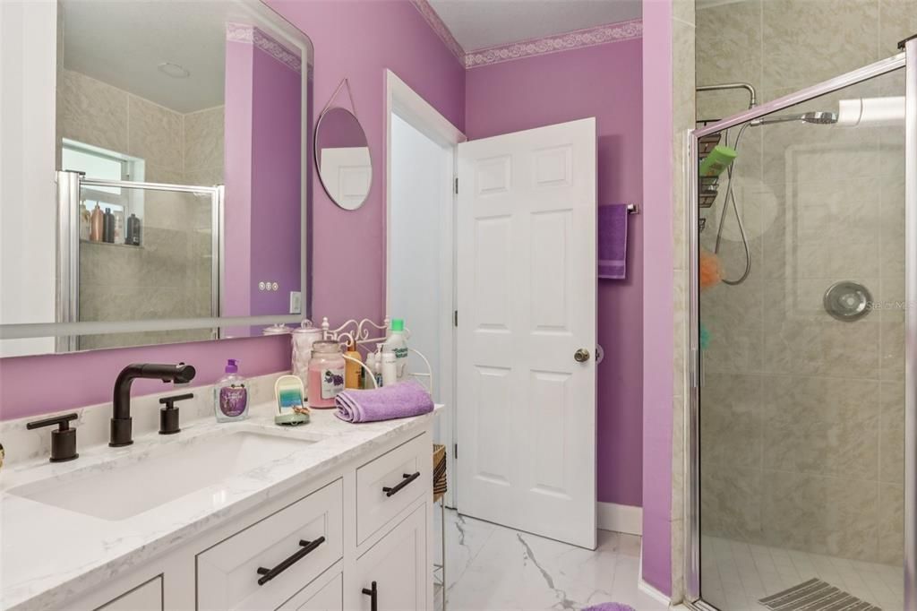 На продажу: $320,000 (3 спален, 2 ванн, 1497 Квадратных фут)