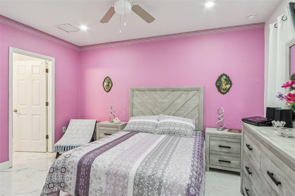 На продажу: $320,000 (3 спален, 2 ванн, 1497 Квадратных фут)