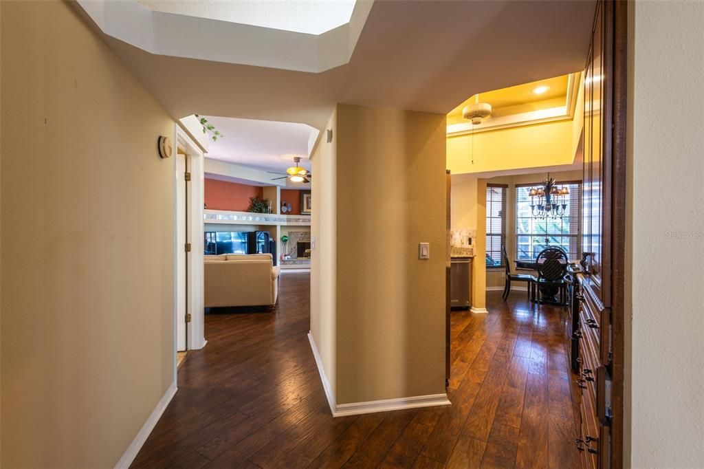 待售: $899,900 (4 贝兹, 3 浴室, 3137 平方英尺)