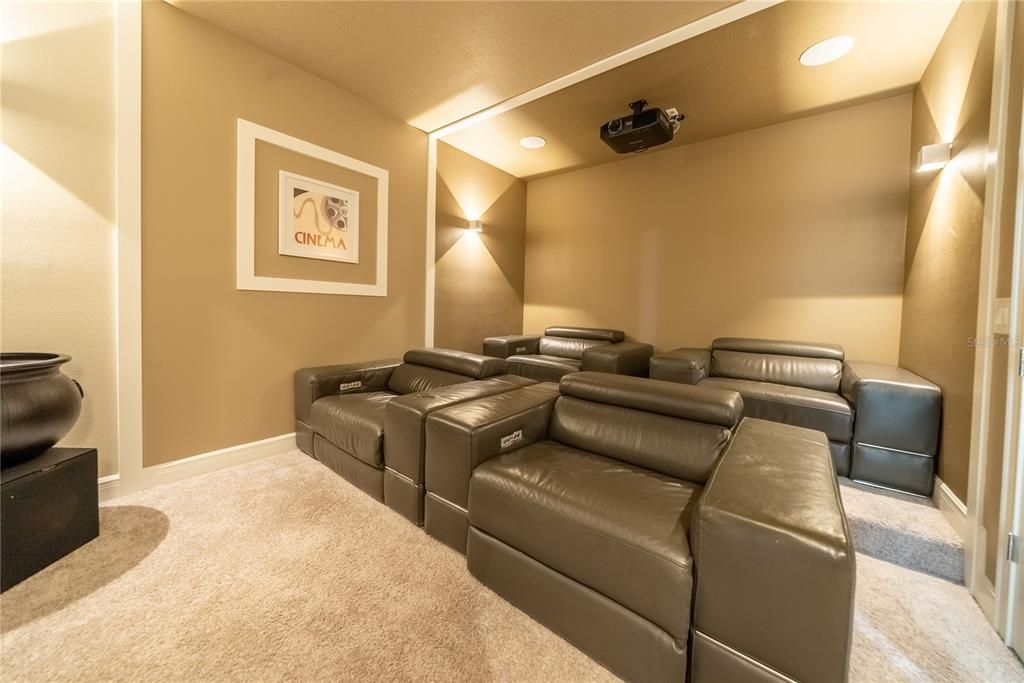 待售: $1,699,900 (5 贝兹, 4 浴室, 4263 平方英尺)