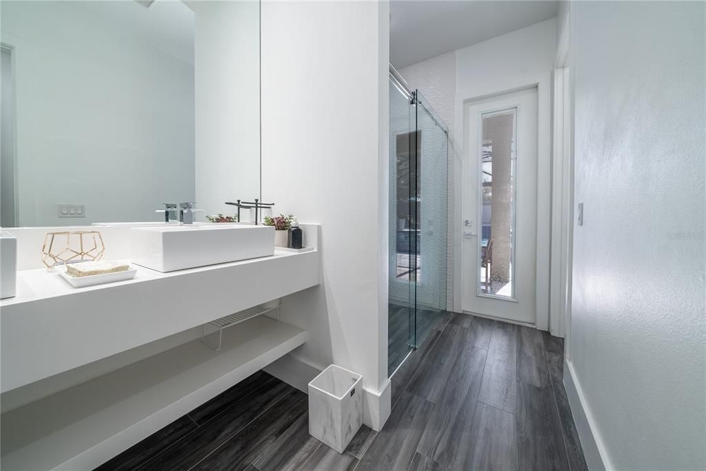 待售: $1,699,900 (5 贝兹, 4 浴室, 4263 平方英尺)