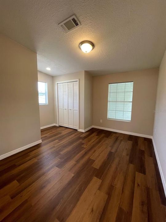 For Sale: $229,900 (3 beds, 2 baths, 1296 Square Feet)