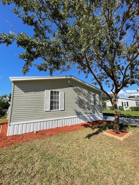 For Sale: $229,900 (3 beds, 2 baths, 1296 Square Feet)