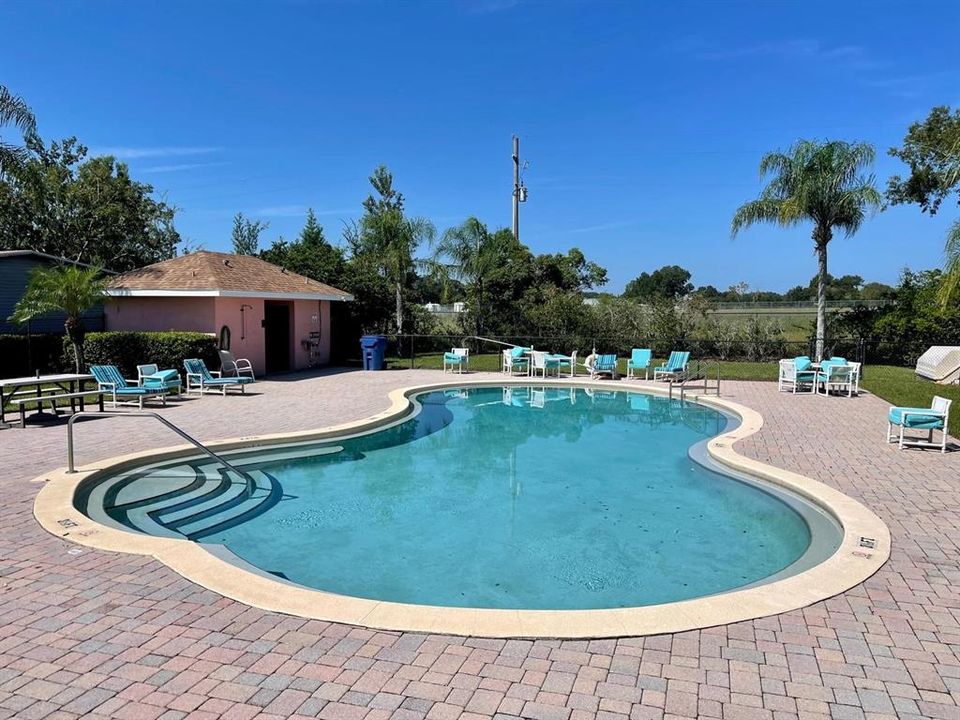 For Sale: $229,900 (3 beds, 2 baths, 1296 Square Feet)