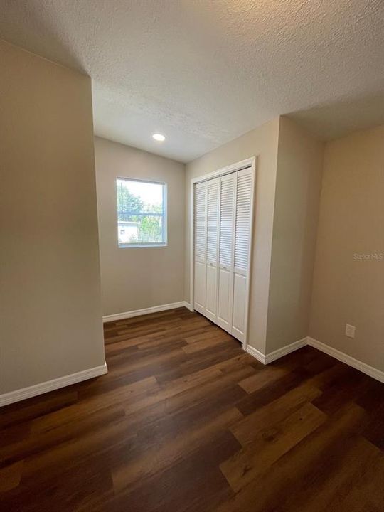 For Sale: $229,900 (3 beds, 2 baths, 1296 Square Feet)