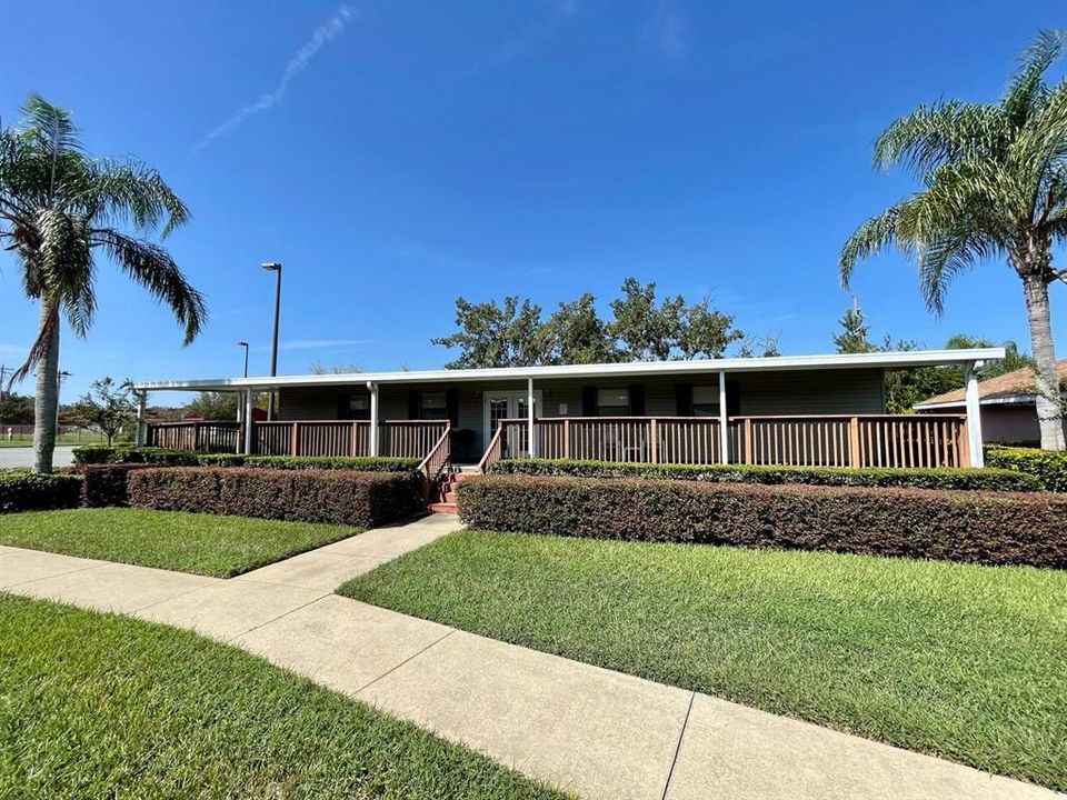 For Sale: $229,900 (3 beds, 2 baths, 1296 Square Feet)