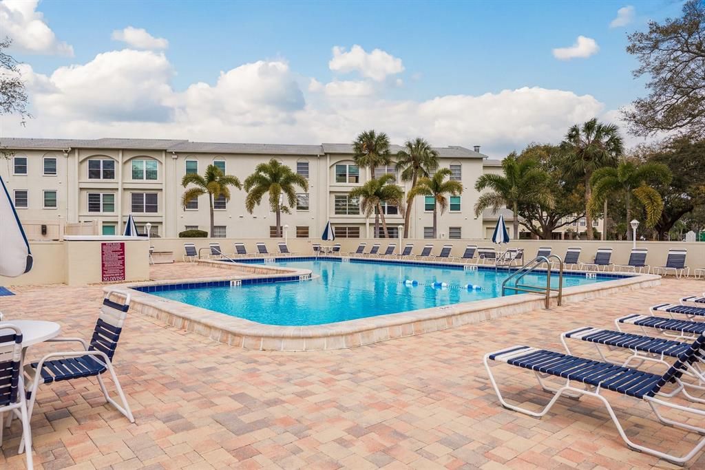 待售: $669,000 (3 贝兹, 2 浴室, 2435 平方英尺)