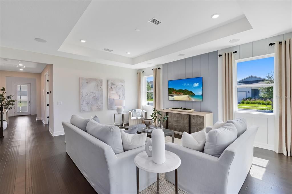 Под контрактом: $724,990 (3 спален, 2 ванн, 1935 Квадратных фут)