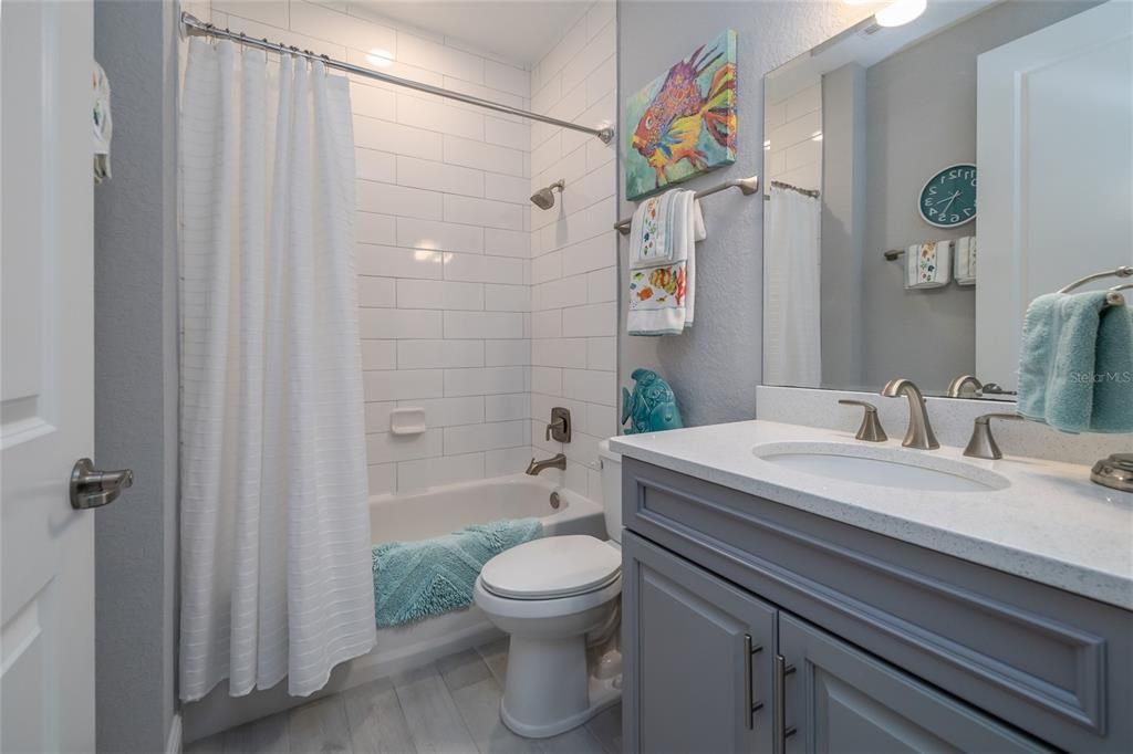 待售: $635,900 (2 贝兹, 2 浴室, 1384 平方英尺)