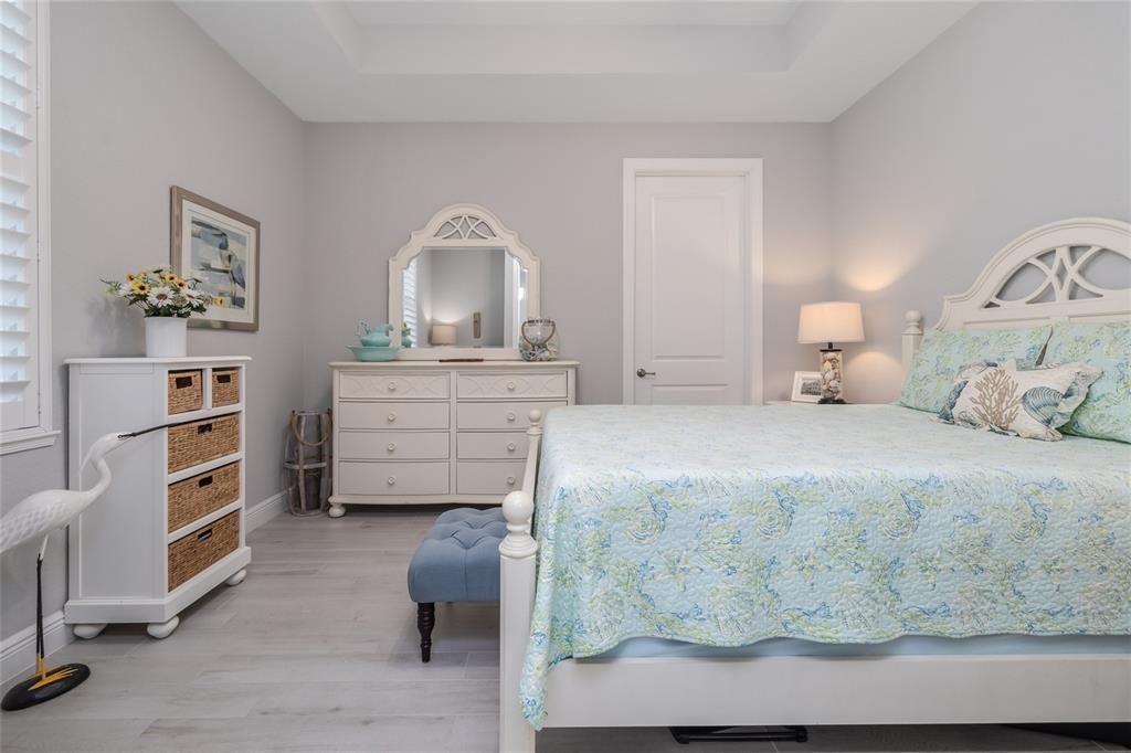 待售: $635,900 (2 贝兹, 2 浴室, 1384 平方英尺)