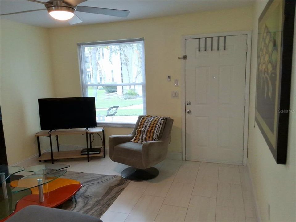 Activo con contrato: $149,999 (2 camas, 2 baños, 912 Pies cuadrados)