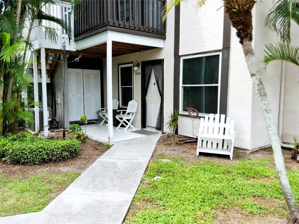 Activo con contrato: $149,999 (2 camas, 2 baños, 912 Pies cuadrados)