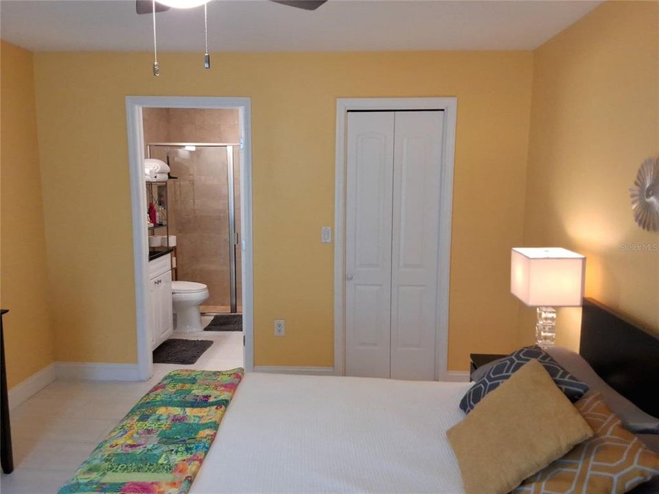 Activo con contrato: $149,999 (2 camas, 2 baños, 912 Pies cuadrados)