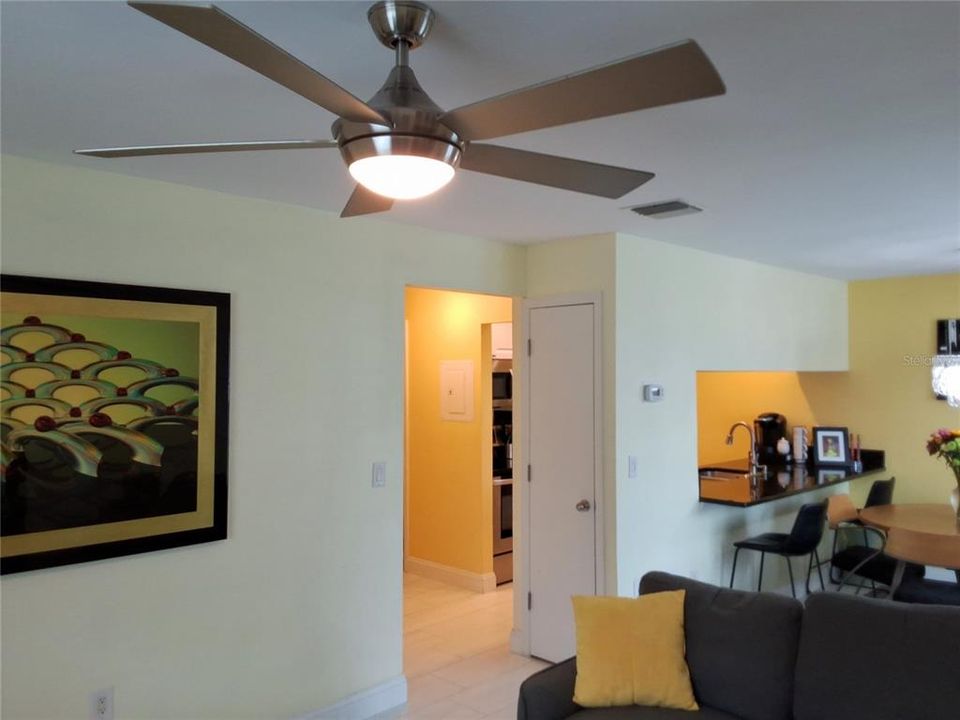 Activo con contrato: $149,999 (2 camas, 2 baños, 912 Pies cuadrados)