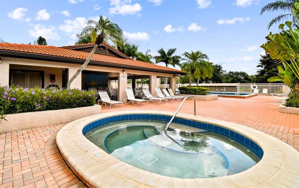 Activo con contrato: $149,999 (2 camas, 2 baños, 912 Pies cuadrados)