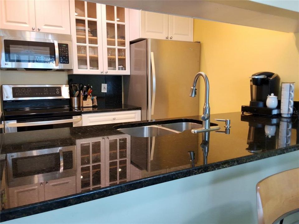 Activo con contrato: $149,999 (2 camas, 2 baños, 912 Pies cuadrados)