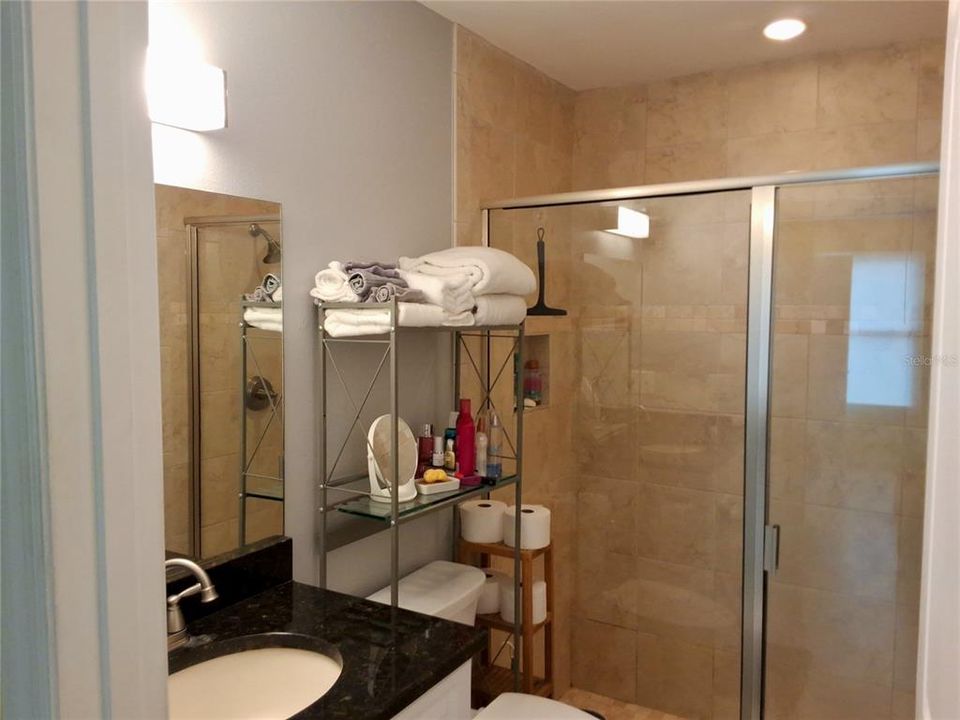 Activo con contrato: $149,999 (2 camas, 2 baños, 912 Pies cuadrados)