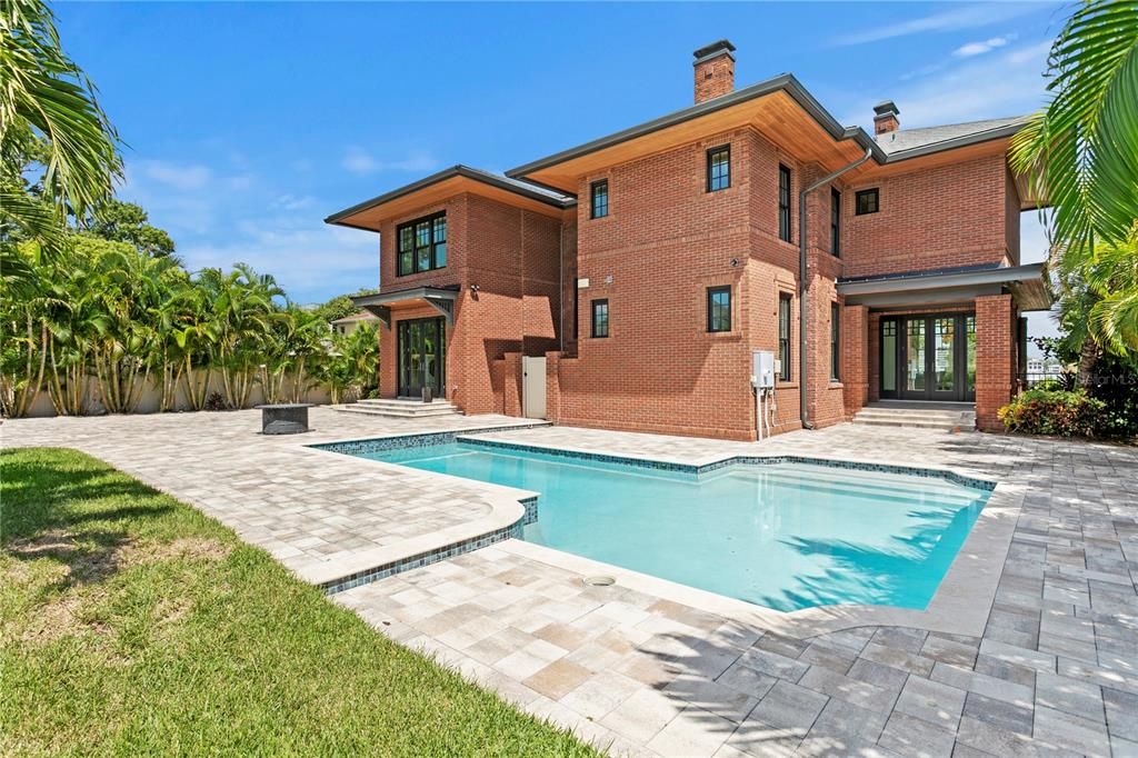 For Sale: $5,100,000 (5 beds, 5 baths, 5061 Square Feet)