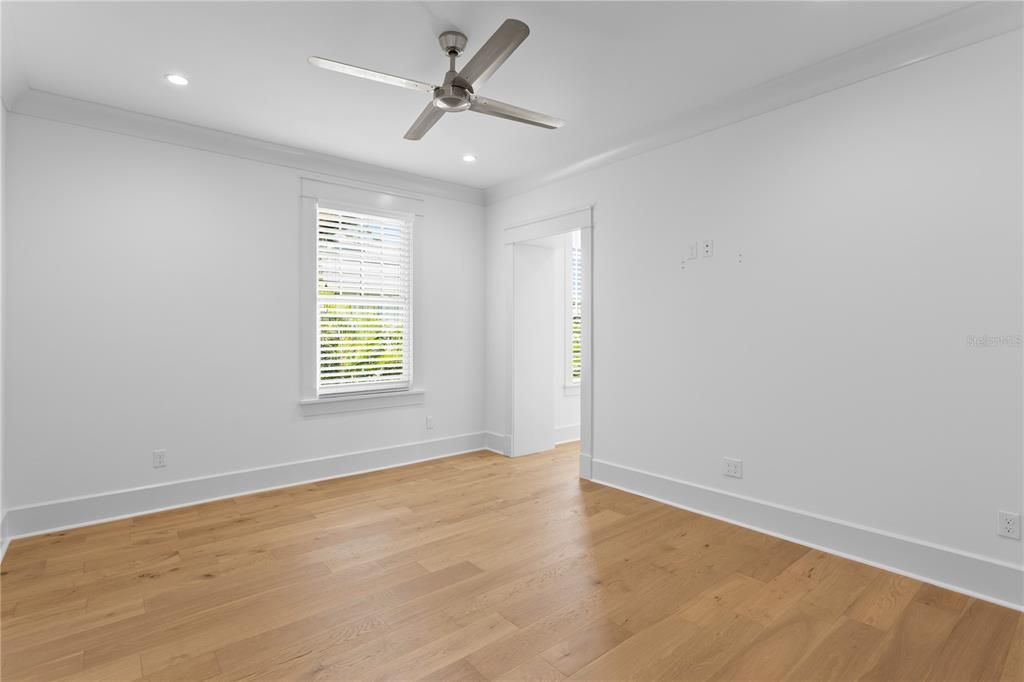 For Sale: $5,100,000 (5 beds, 5 baths, 5061 Square Feet)