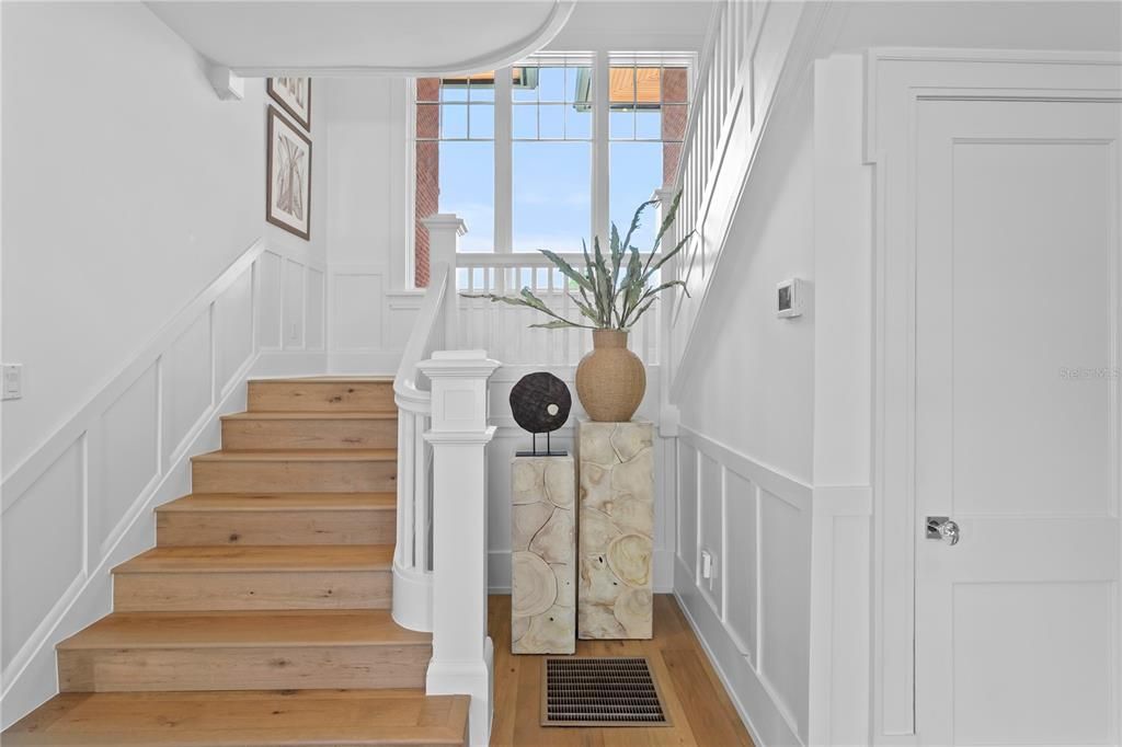 For Sale: $5,100,000 (5 beds, 5 baths, 5061 Square Feet)