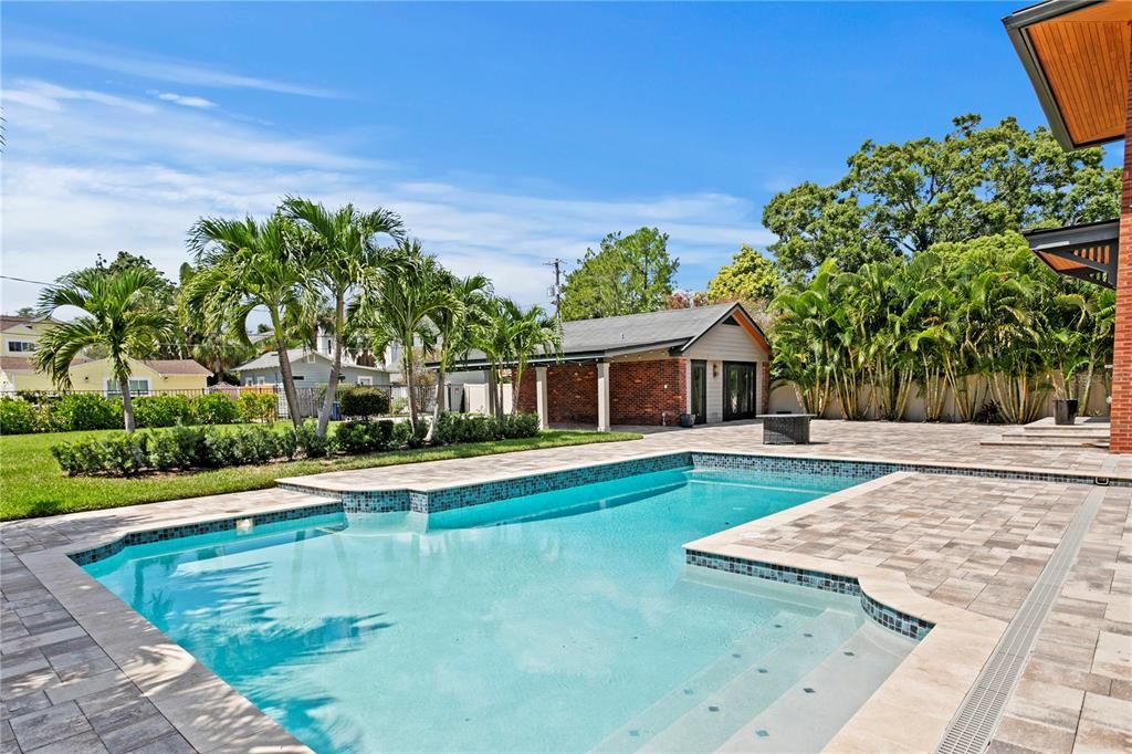 For Sale: $5,100,000 (5 beds, 5 baths, 5061 Square Feet)