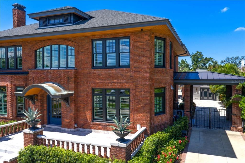 For Sale: $5,100,000 (5 beds, 5 baths, 5061 Square Feet)