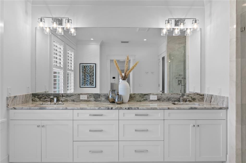 For Sale: $5,100,000 (5 beds, 5 baths, 5061 Square Feet)