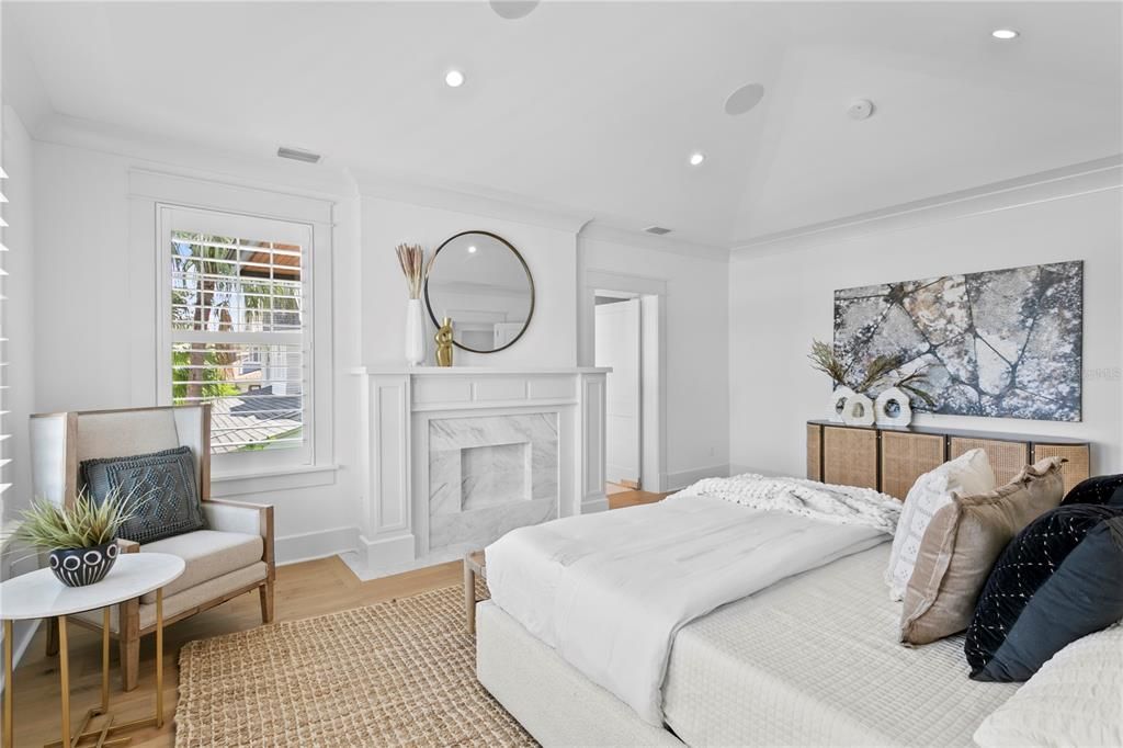 For Sale: $5,100,000 (5 beds, 5 baths, 5061 Square Feet)