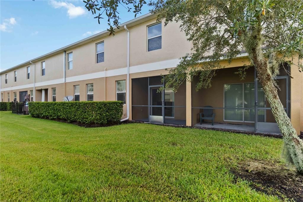 Active With Contract: $365,000 (3 beds, 2 baths, 2319 Square Feet)