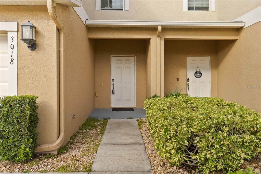 Active With Contract: $365,000 (3 beds, 2 baths, 2319 Square Feet)