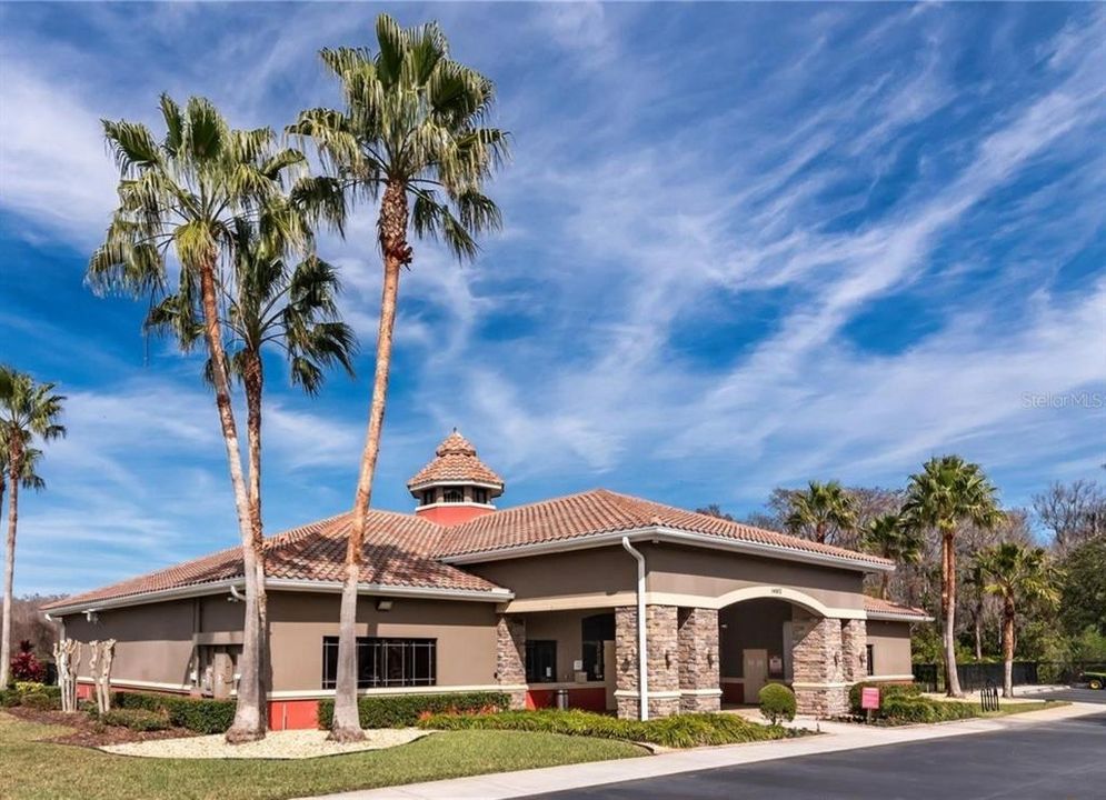 Active With Contract: $365,000 (3 beds, 2 baths, 2319 Square Feet)