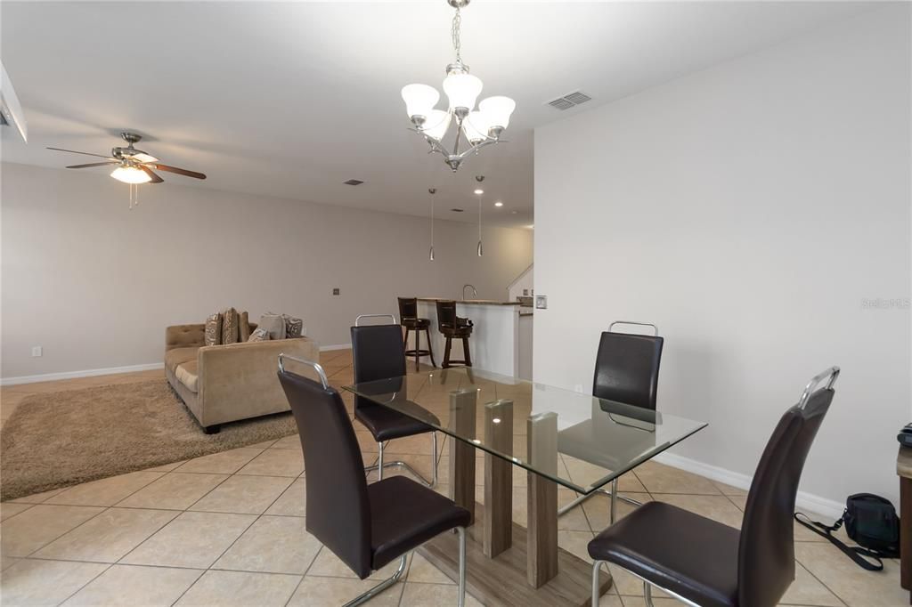 Active With Contract: $365,000 (3 beds, 2 baths, 2319 Square Feet)