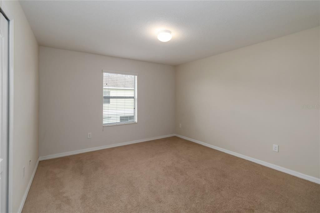 Active With Contract: $365,000 (3 beds, 2 baths, 2319 Square Feet)