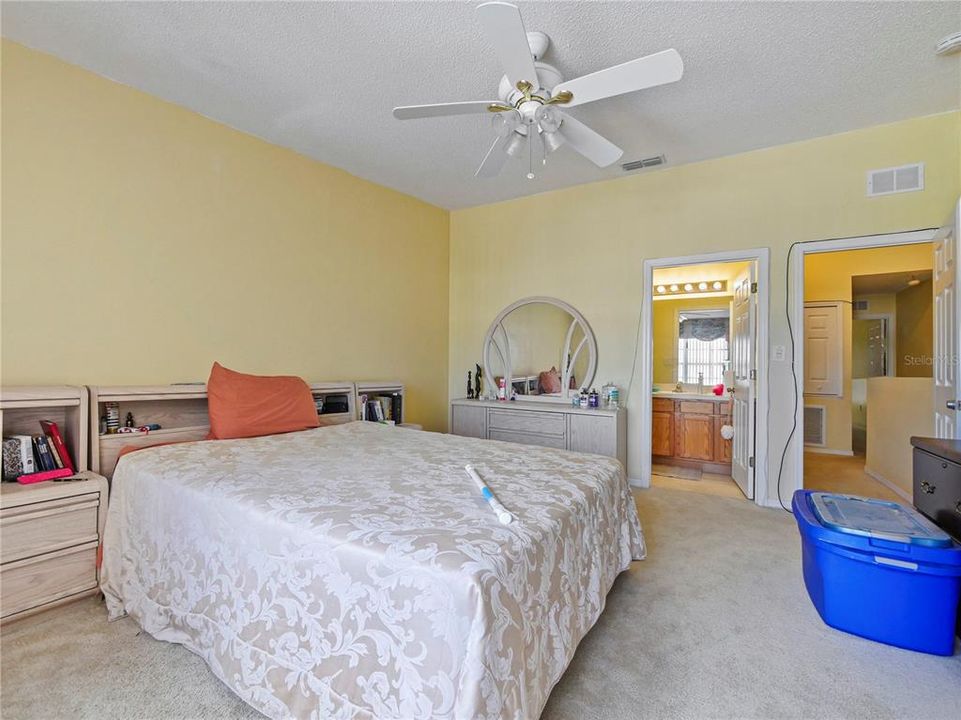 待售: $199,000 (3 贝兹, 2 浴室, 1532 平方英尺)