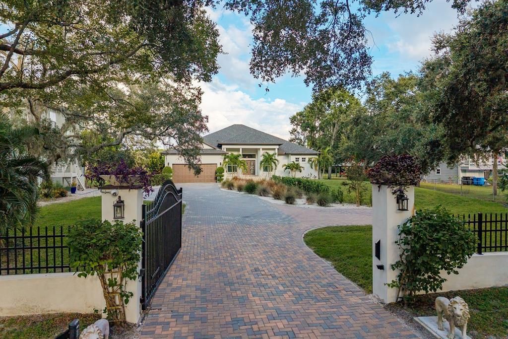 待售: $1,675,000 (3 贝兹, 3 浴室, 2761 平方英尺)