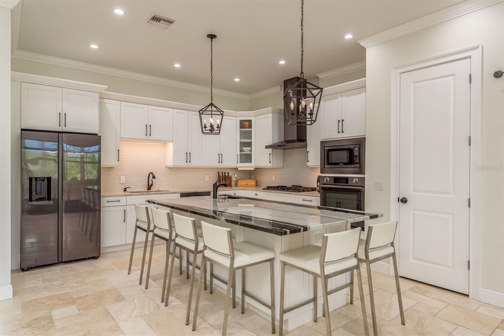 待售: $1,675,000 (3 贝兹, 3 浴室, 2761 平方英尺)