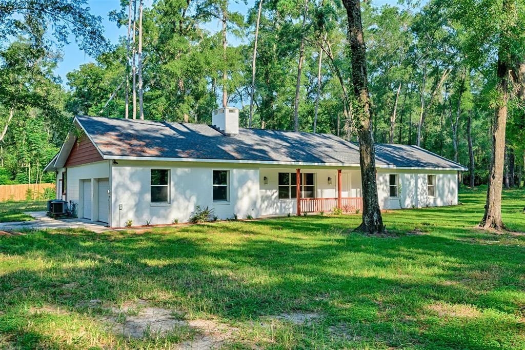 合同活跃: $429,000 (3 贝兹, 2 浴室, 2222 平方英尺)