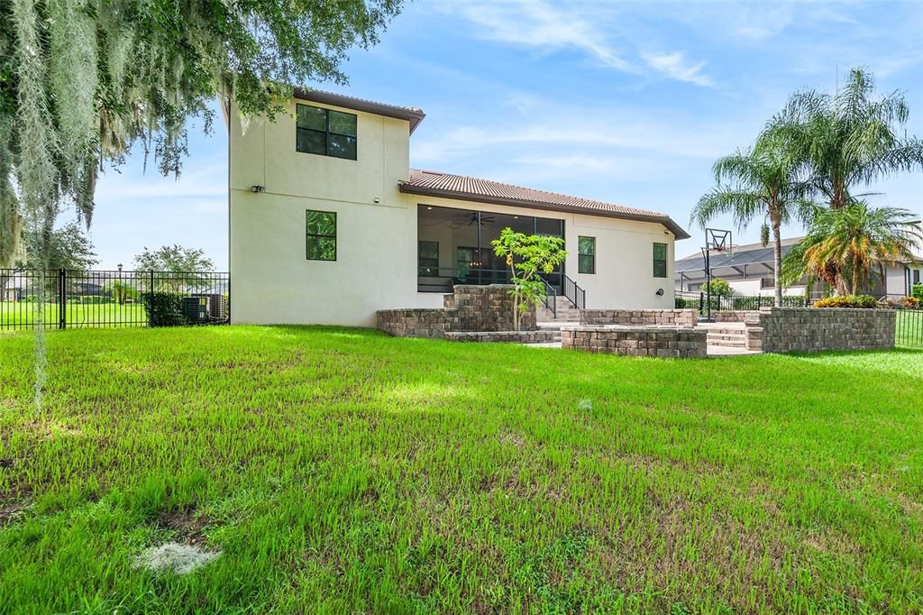 En Venta: $774,999 (3 camas, 4 baños, 3585 Pies cuadrados)