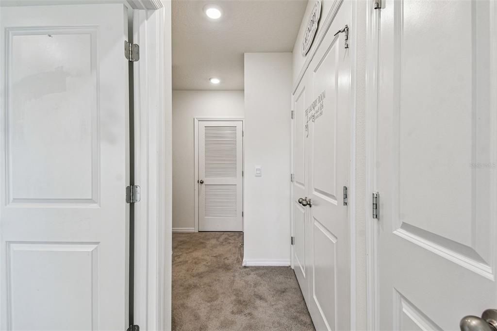 合同活跃: $2,100 (3 贝兹, 2 浴室, 1673 平方英尺)