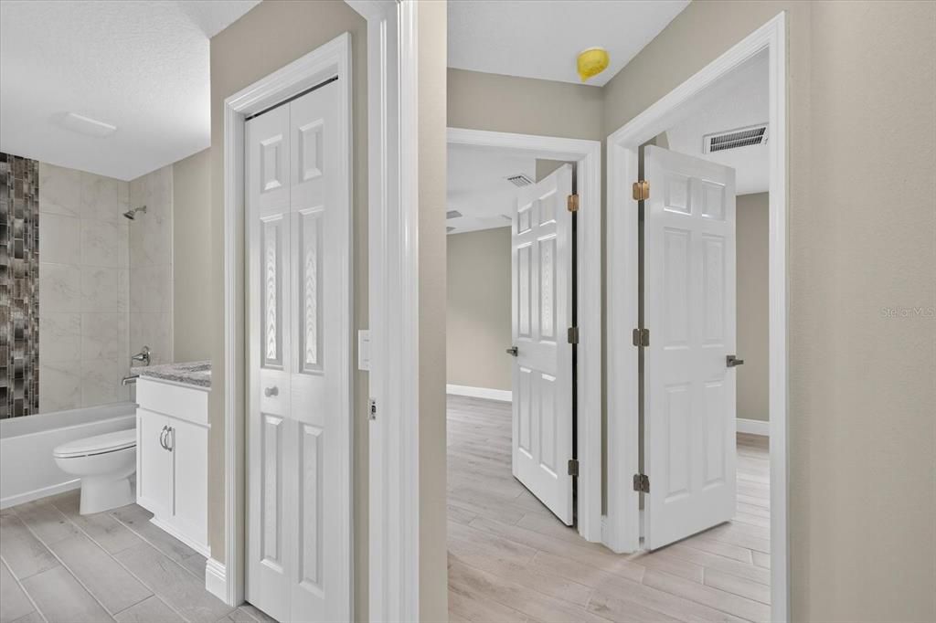 For Sale: $393,900 (3 beds, 2 baths, 1684 Square Feet)